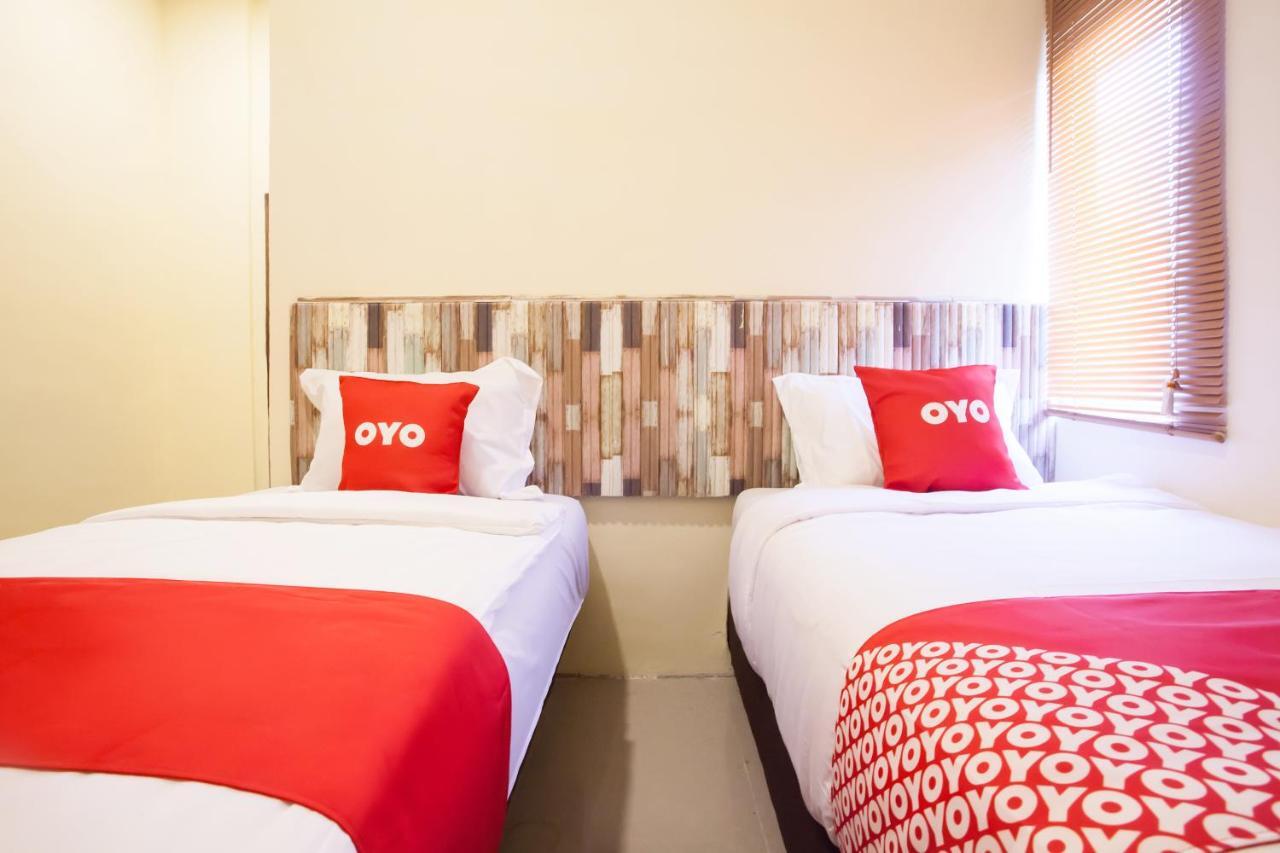 Oyo 2361 Hotel Winston Glugur Extérieur photo