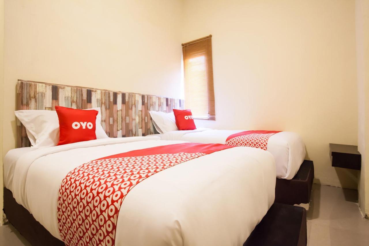 Oyo 2361 Hotel Winston Glugur Extérieur photo